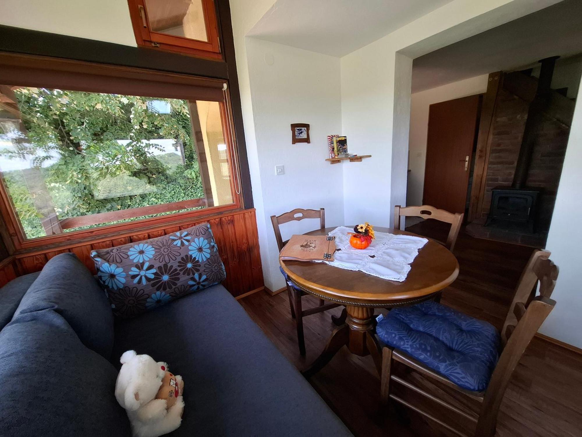 Country House Na Malenom Brijegu Бьеловар Экстерьер фото